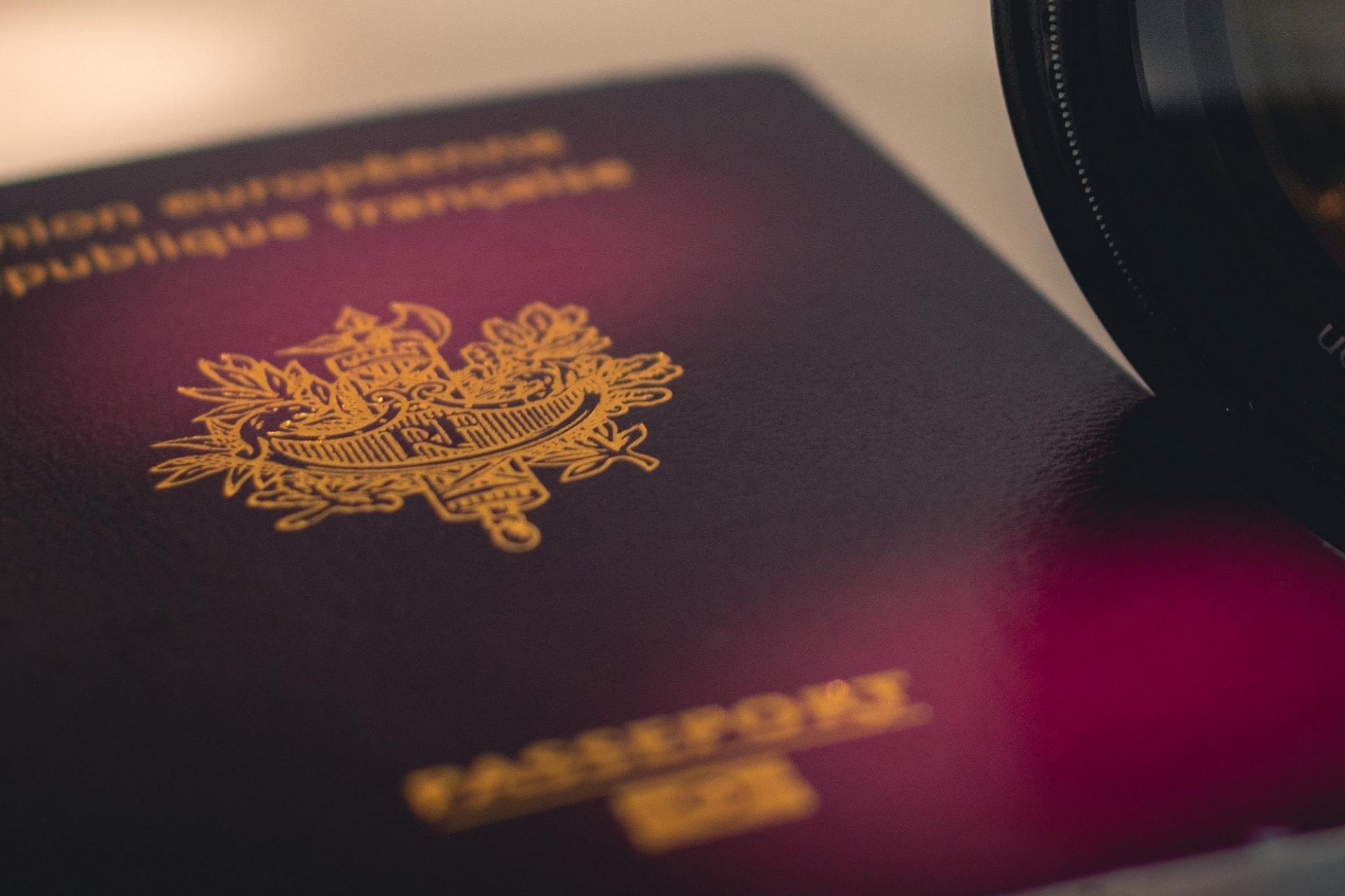 Refus de naturalisation et infraction